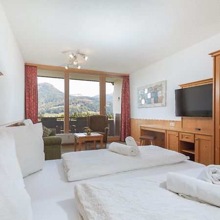 Appartement Predigstuhlblick Mit Indoorpool Und Sauna Bad Goisern Exterior photo