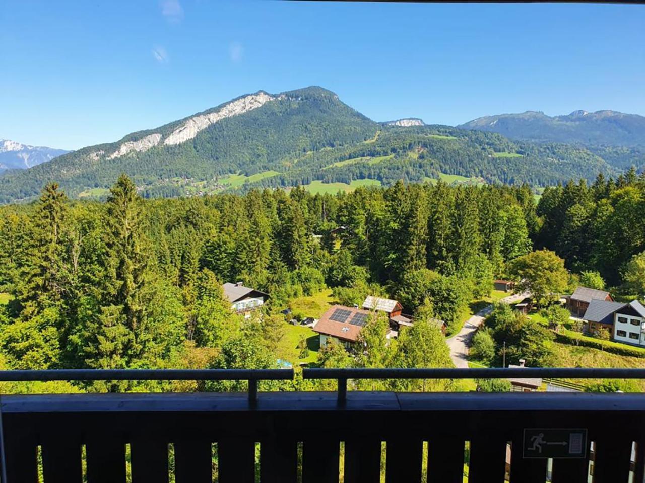 Appartement Predigstuhlblick Mit Indoorpool Und Sauna Bad Goisern Exterior photo